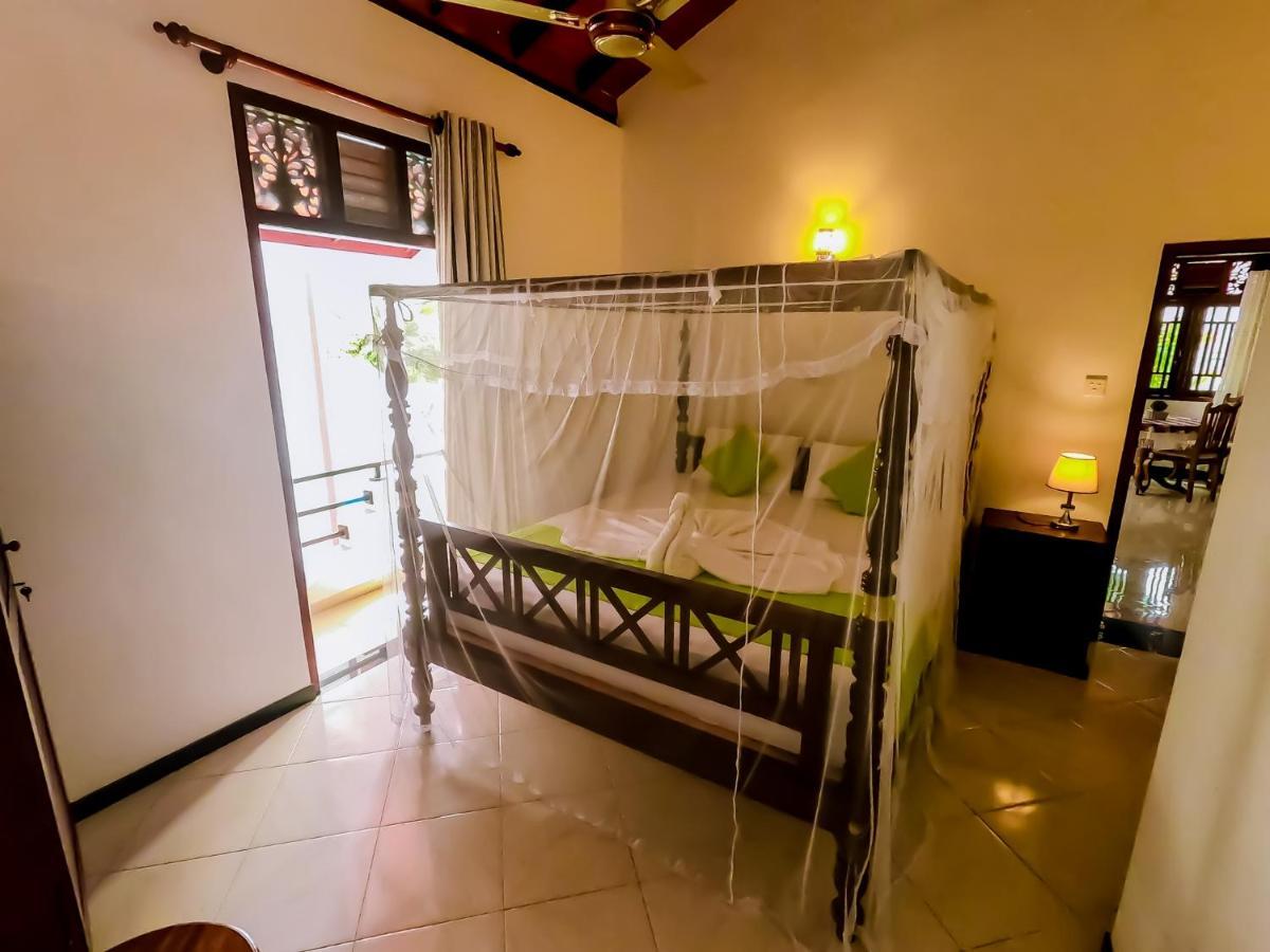 Villa De White Sambur Hikkaduwa Luaran gambar