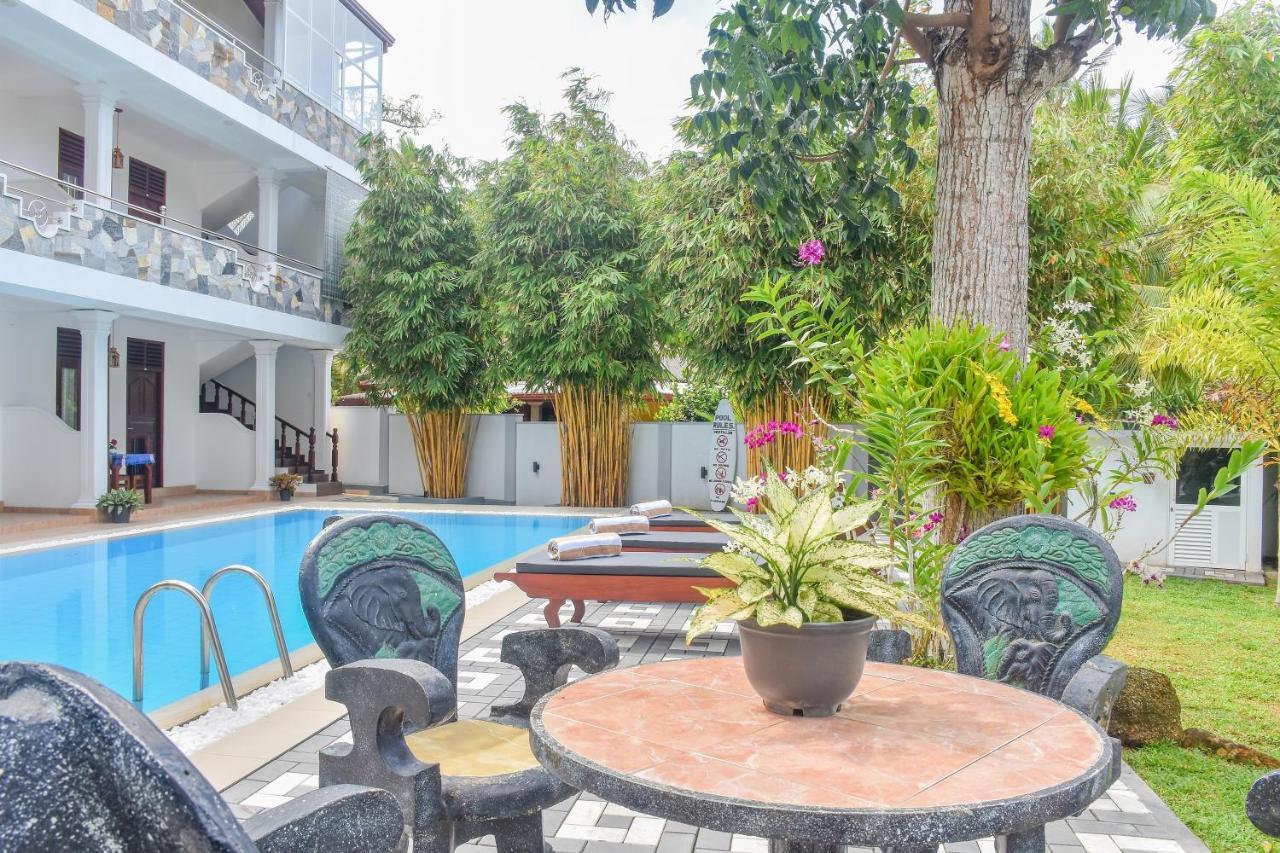 Villa De White Sambur Hikkaduwa Luaran gambar