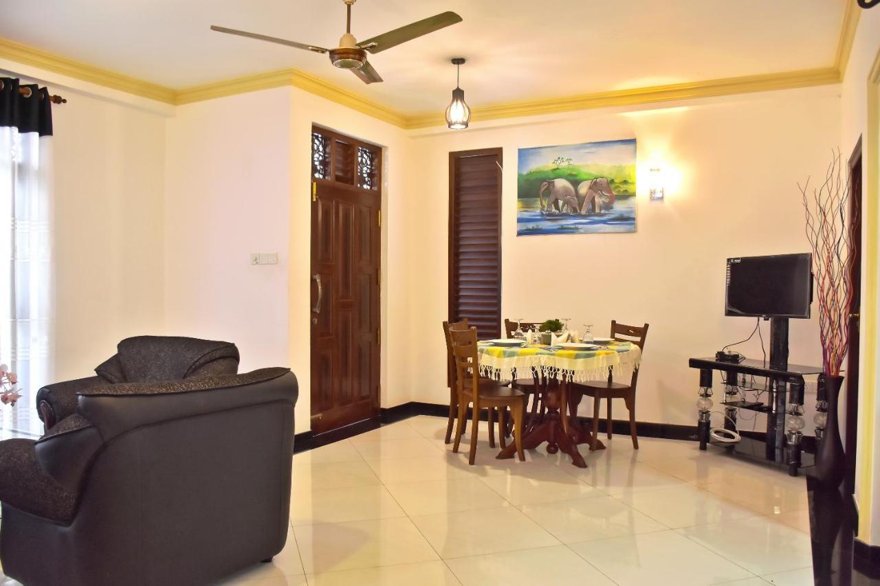 Villa De White Sambur Hikkaduwa Luaran gambar