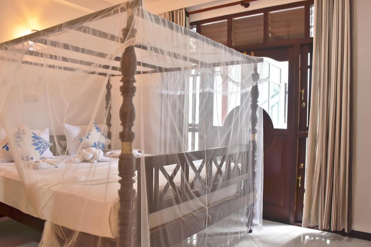 Villa De White Sambur Hikkaduwa Luaran gambar